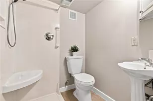 1001 Fassinger Ln, Pittsburgh, PA 15237 - Photo 30
