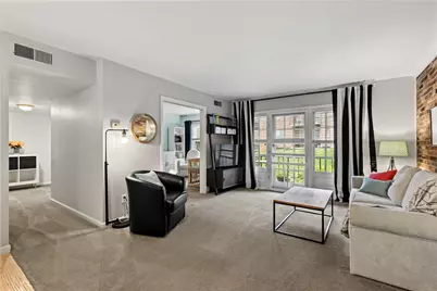 980 Chatham Park Dr #F, Scott Township, PA 15216 - Photo 6