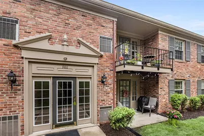 980 Chatham Park Dr #F, Scott Township, PA 15216 - Photo 1