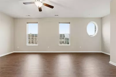504 Aprilmae Way, Ross Twp, PA 15237 - Photo 8