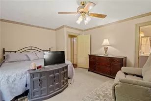 960 S Main St, South Strabane, PA 15301 - Photo 22