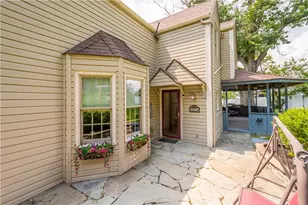 960 S Main St, South Strabane, PA 15301 - Photo 6