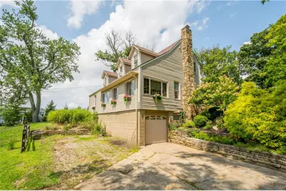 960 S Main St, South Strabane, PA 15301 - Photo 2