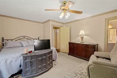 960 S Main St, South Strabane, PA 15301 - Photo 22