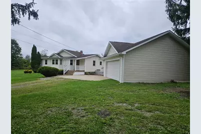 105 Sunset Rd, Lackawannock Township, PA 16148 - Photo 4