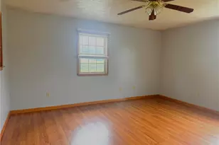 105 Sunset Rd, Lackawannock Township, PA 16148 - Photo 18