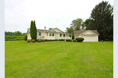 105 Sunset Rd, Lackawannock Township, PA 16148 - Photo 2