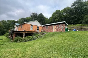 196 Rimp Rd, Summit Township, PA 16002 - Photo 2