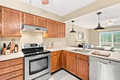 553 Ten Point Ln, Cranberry Township, PA 16066 - Photo 14