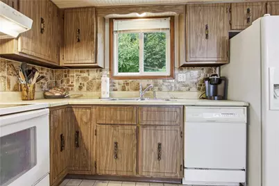 1025 Willowbrook Road, West Newton, PA 15089 - Photo 6