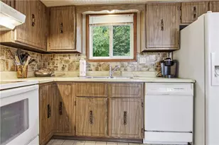 1025 Willowbrook Rd, West Newton, PA 15089 - Photo 6
