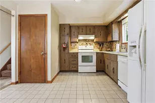 1025 Willowbrook Rd, West Newton, PA 15089 - Photo 8