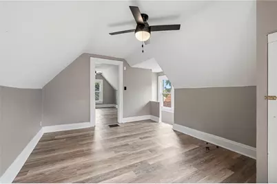 7910 Saint Lawrence Ave, Pittsburgh, PA 15218 - Photo 18