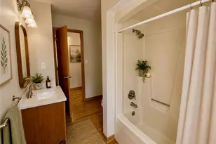 1147 Oakwood Dr, Jefferson Hills, PA 15025 - Photo 20