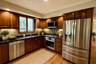 1147 Oakwood Dr, Jefferson Hills, PA 15025 - Photo 6