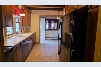 360 Shirls Ave, Washington, PA 15301 - Photo 4