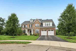 406 Magnolia Ct, Pine Township, PA 15090 - Photo 1