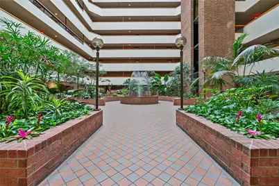 307 S Dithridge #208, Pittsburgh, PA 15213 - Photo 4
