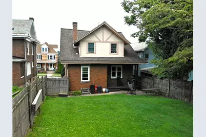 304 N 2nd St, Jeannette, PA 15644 - Photo 2