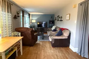 304 N 2nd St, Jeannette, PA 15644 - Photo 8