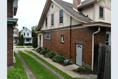 304 N 2nd St, Jeannette, PA 15644 - Photo 4