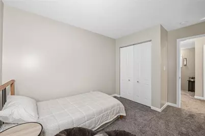 147 Aberdeen Dr, Pittsburgh, PA 15237 - Photo 14