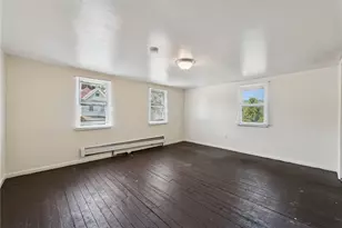220 Oneida St, Monessen, PA 15062 - Photo 6