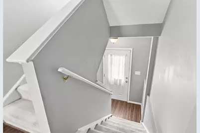 121 Scenic Hill Dr, Carnegie, PA 15106 - Photo 2