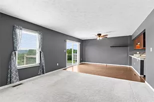 121 Scenic Hill Dr, Carnegie, PA 15106 - Photo 6