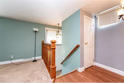 503 Vale Dr, Pittsburgh, PA 15239 - Photo 8