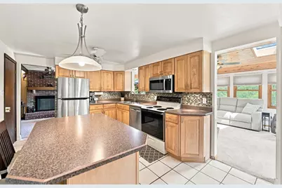 411 Laurel Dr, Peters Township, PA 15317 - Photo 4
