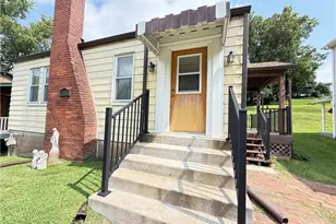 3215 Cypress St, West Mifflin, PA 15122 - Photo 2