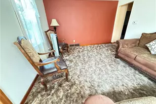 3215 Cypress St, West Mifflin, PA 15122 - Photo 6