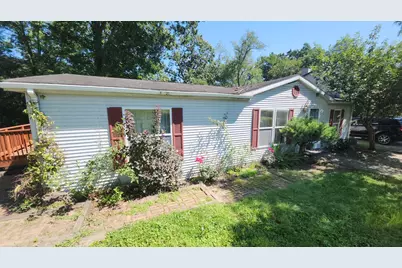 34 First Street Street, Ellwood City, PA 16117 - Photo 2