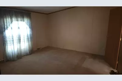 34 First Street Street, Ellwood City, PA 16117 - Photo 12