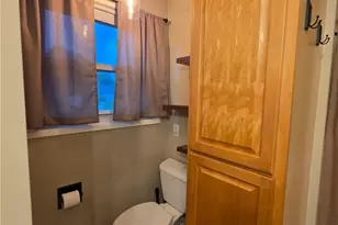 114 Winfield Dr, Grove City Boro, PA 16127 - Photo 10