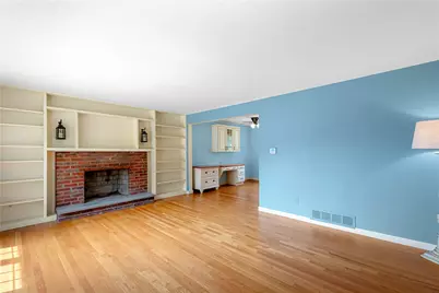 428 Brierly Ln, Pittsburgh, PA 15236 - Photo 2