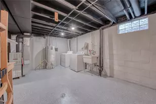 442 Enright Ct, Pittsburgh, PA 15206 - Photo 20