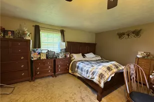 209 Malone Ridge Rd, Canton Township, PA 15301 - Photo 8