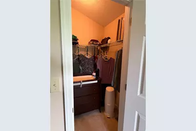 605 Berrington, Bethel Park, PA 15102 - Photo 12