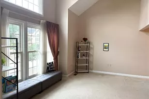 605 Berrington, Bethel Park, PA 15102 - Photo 4