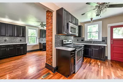 210 Seville Avenue, Ross Twp, PA 15214 - Photo 10
