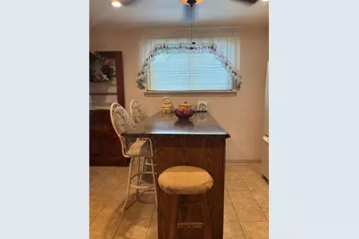 328 Nebraska Drive, Lower Burrell, PA 15068 - Photo 6