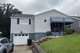 328 Nebraska Dr, Lower Burrell, PA 15068 - Photo 2