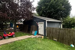 438 Earl Ave, New Kensington, PA 15068 - Photo 4