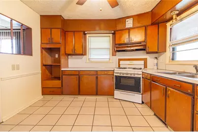 768 Baldwin Ave, Sharon, PA 16146 - Photo 12