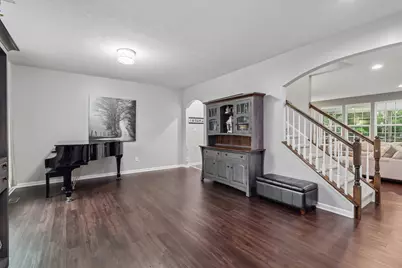 4040 Bentwood Drive, North Strabane, PA 15317 - Photo 4
