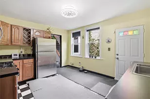 1920 Harcum Wy, Pittsburgh, PA 15203 - Photo 14