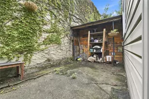 1920 Harcum Wy, Pittsburgh, PA 15203 - Photo 36