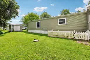 51 Interstate Dr, Donegal, PA 15323 - Photo 26